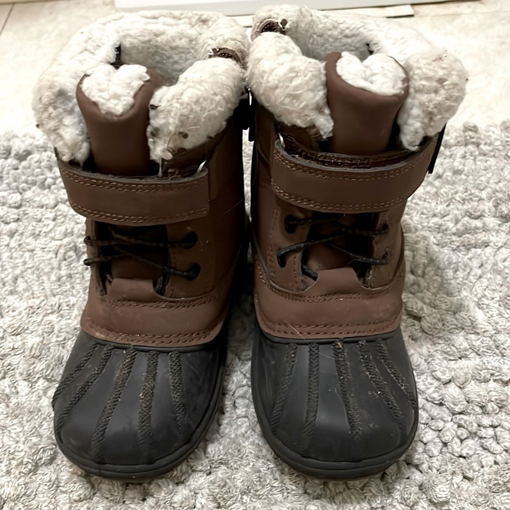Boys cat & Jack boots